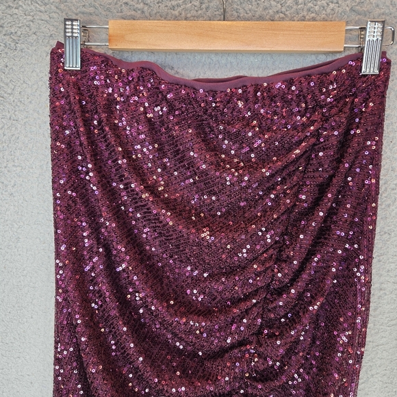 Wildfox Party Midi Maxi Skirt Sz M Purple Sequins Stretch Waist Ruch Front Slit - Picture 2 of 14